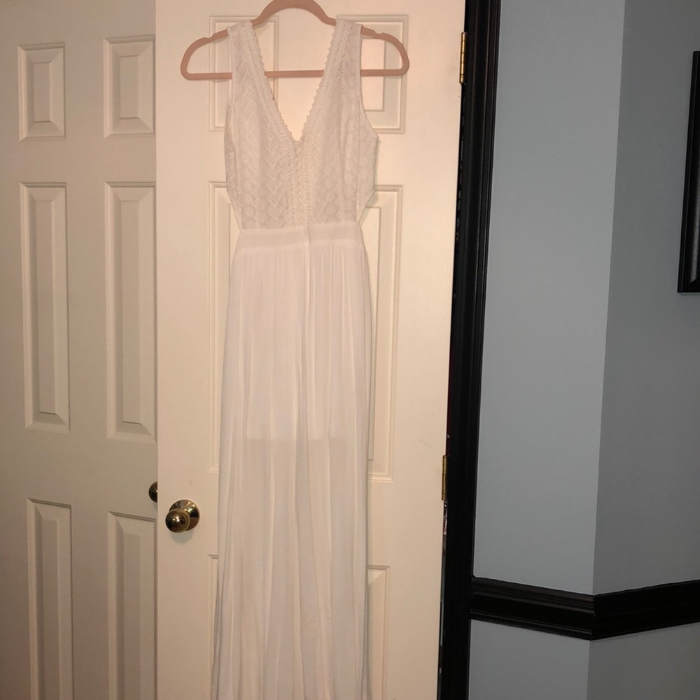 Long white dress